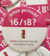 Buttons mit Logo der SchuJu 